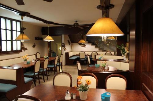 مطعم, أبارتهوتل أسترو - نيختراوخرهوتل (Aparthotel Astro - Nichtraucherhotel) in وانجن