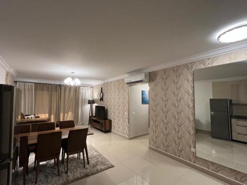 Ocean Blue Heliopolis 04