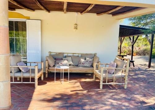 Balcony/terrace, Casa Colinas Roxas by Portucasa in Cerro Azul
