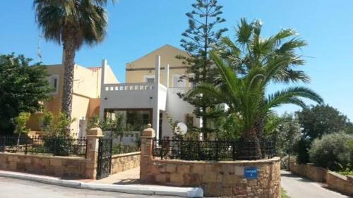 Toulipa Rooms in คีโอส