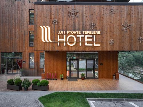 Hotel Uji Ftohte Tepelene