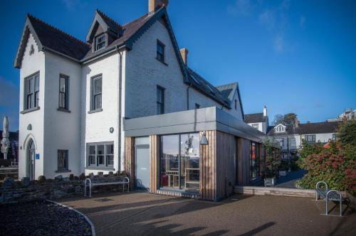 Ocean Cabins No 3 At The Square - Saundersfoot