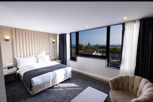 Suite with Sea View room in Moss Hotel YENİKAPI