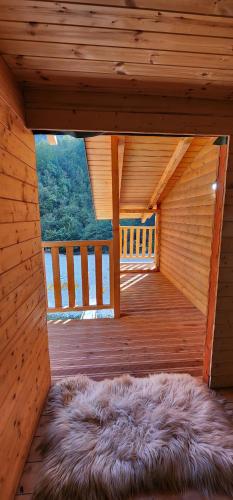razgled, Livadhi Guesthouse in Nderlysaj