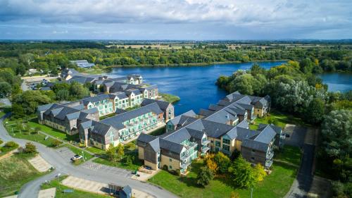 Cotswold Water Park Four Pillars Hotel