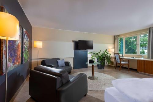 room detail thumbnail 0