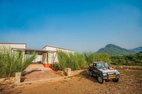 Guldaar - A Luxury Forest Retreat