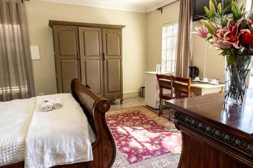 Hidden Grace Hidden Grace