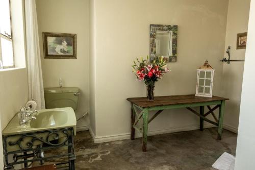 Hidden Grace Hidden Grace