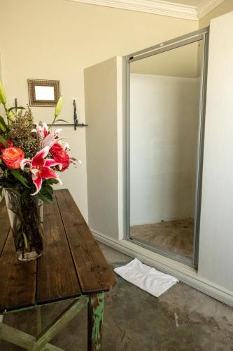 Hidden Grace Hidden Grace