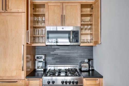 Upper E Side 2BR w Gym WD nr the MET NYC-298, New York (photo 6)