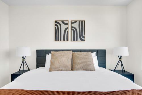 Congress Park 1BR w Gym Pool nr shops dining DEN-193 detail