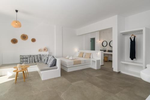 Eclipse Tales in 米洛斯岛