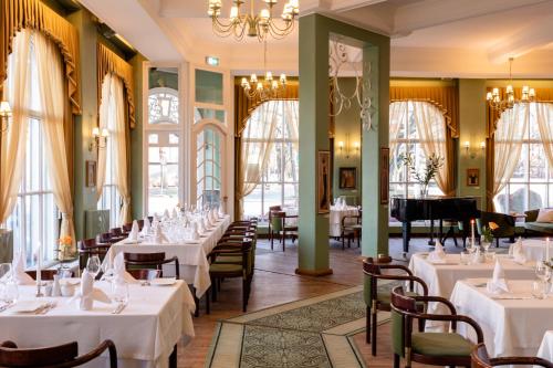 レストラン, Hotel Victoria in パルヌ