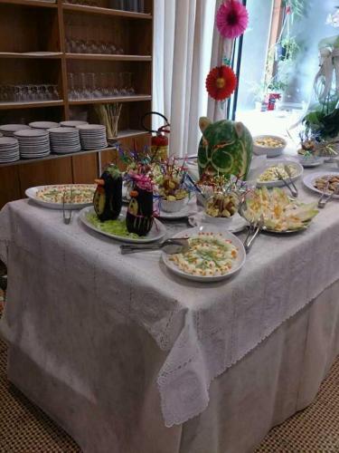 Hotel Cortina - image 7