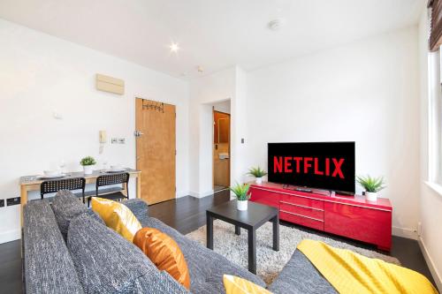 Luxury Central London Apartment - Farringdon, London (photo 8)