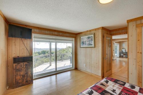 Blowing Rock Home with Hot Tub and Mountain-View Deck!