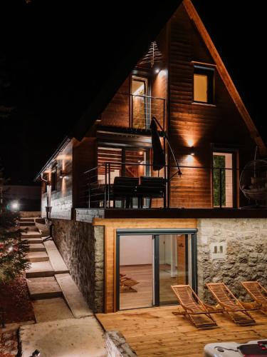 The Magic Forest - Holiday Home & Spa Zone Platak in 沙夫里