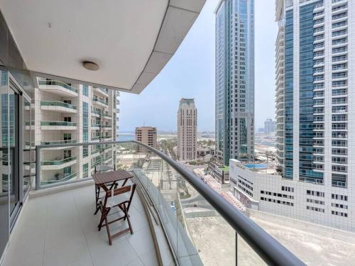 StoneTree - Amazing View - Modern 1BR - main image