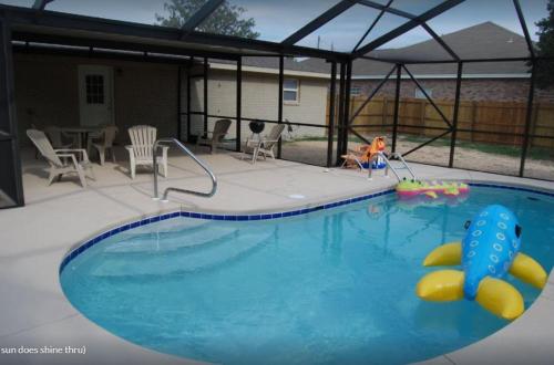 Swimming pool, HOUSE Private Pool WALK TO BEACH Golf Cart Rental in Panama City (FL)