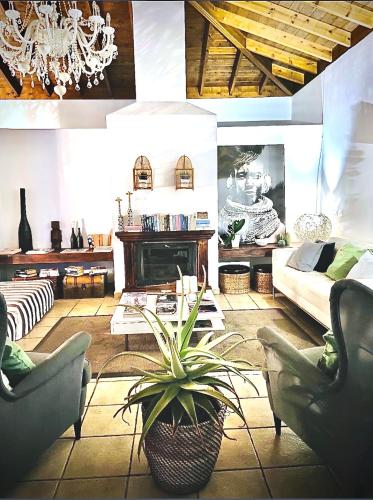 Kalufa Surf House 3