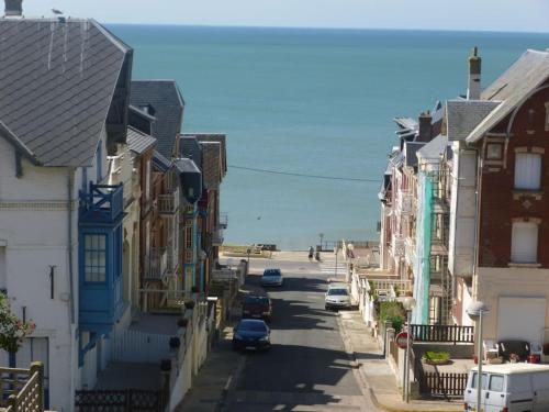 Ault-Onival ,sea view house and bikes