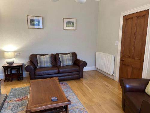 Spacious 2 Bedroom Flat in heart of Ballater