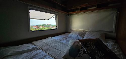 1 double bed, 1 sofa bed