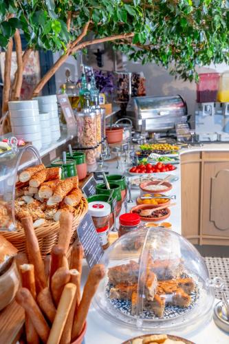 Hotel Niles Istanbul - image 2