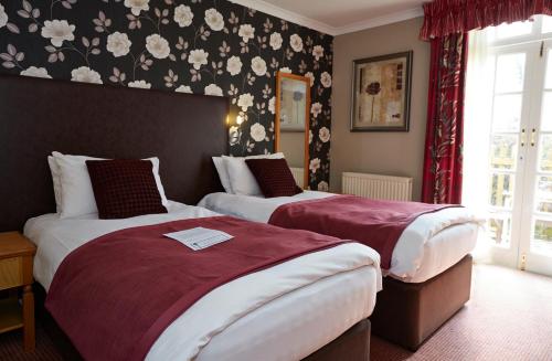 Royal George Hotel by Greene King Inns - image 2