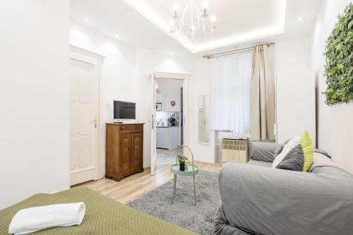 Heart street central comfy studio - image 11