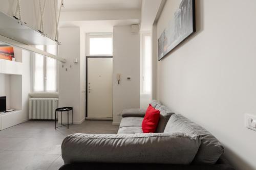 GuestHost - Cosy and Quiet Apartment in Milano, Milan (photo 8)
