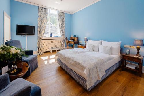 room detail thumbnail 0