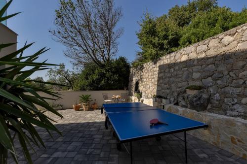 Luxury villa Mae in Makarska, pool and gym