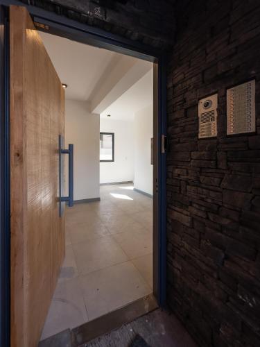 Loretta IV Duplex - image 3