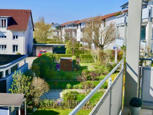 balkon/terras, Ferienwohnung Bodenseele - Wohlfühloase mit großem Sonnenbalkon (Ferienwohnung Bodenseele - Wohlfuhloase mit großem Sonnenbalkon) in Langenargen