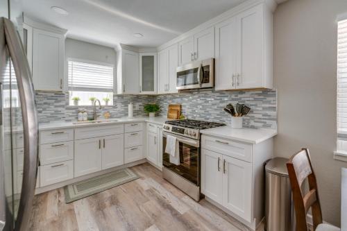 Texas Retreat Near Theme Parks and Sports Stadiums! in Arlington, USA