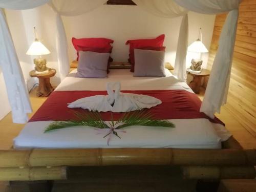 Bungalow atypique Ti Bambou à 500m de la plage - Location saisonnière - Sainte-Anne