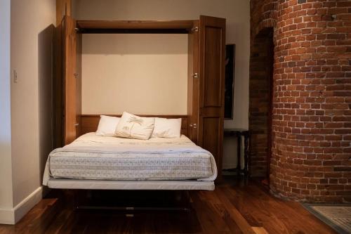 Le Champlain Three-Bedroom Apartment  image 7