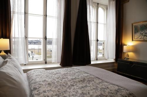 Le Champlain Three-Bedroom Apartment  image 4