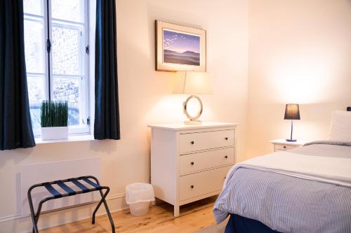 Apartment image 3