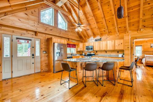 Lakefront Cabin & Cozy Lakeview Cottage