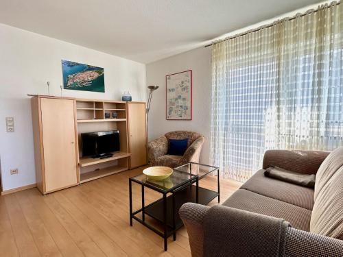 Ferienwohnung Am Muhlkanal - Schon gelegen mit Balkon und Blick ins Grune in Langenargen