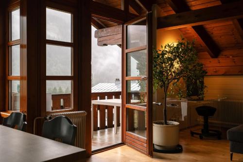 ระเบียง/ชานเรือน, Haus Maschol in วาลด์ อัม อาร์ลแบร์ก