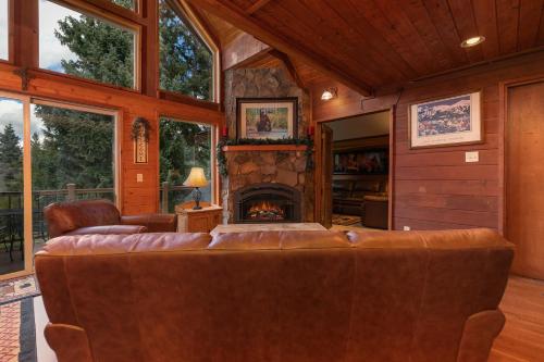 Summit View Chalet Duplex: Cozy, Close To Town/Slopes in Breckenridge, USA