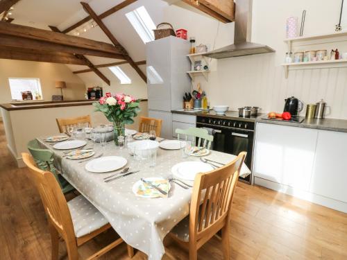 Cross Cottage Durham - image 5