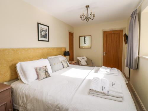 Cross Cottage Durham - image 3