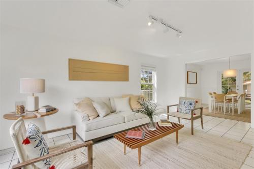 Garden Home with Expansive Yard & Gazebo! in Fort Lauderdale, USA