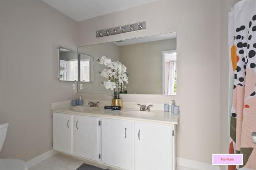 Sleeps 6, Nature trails, 40 Mins to DC, 2 cars MAX, Sterling (Foto 4)