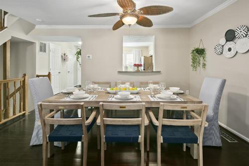 Sleeps 6, Nature trails, 40 Mins to DC, 2 cars MAX, Sterling (Foto 10)